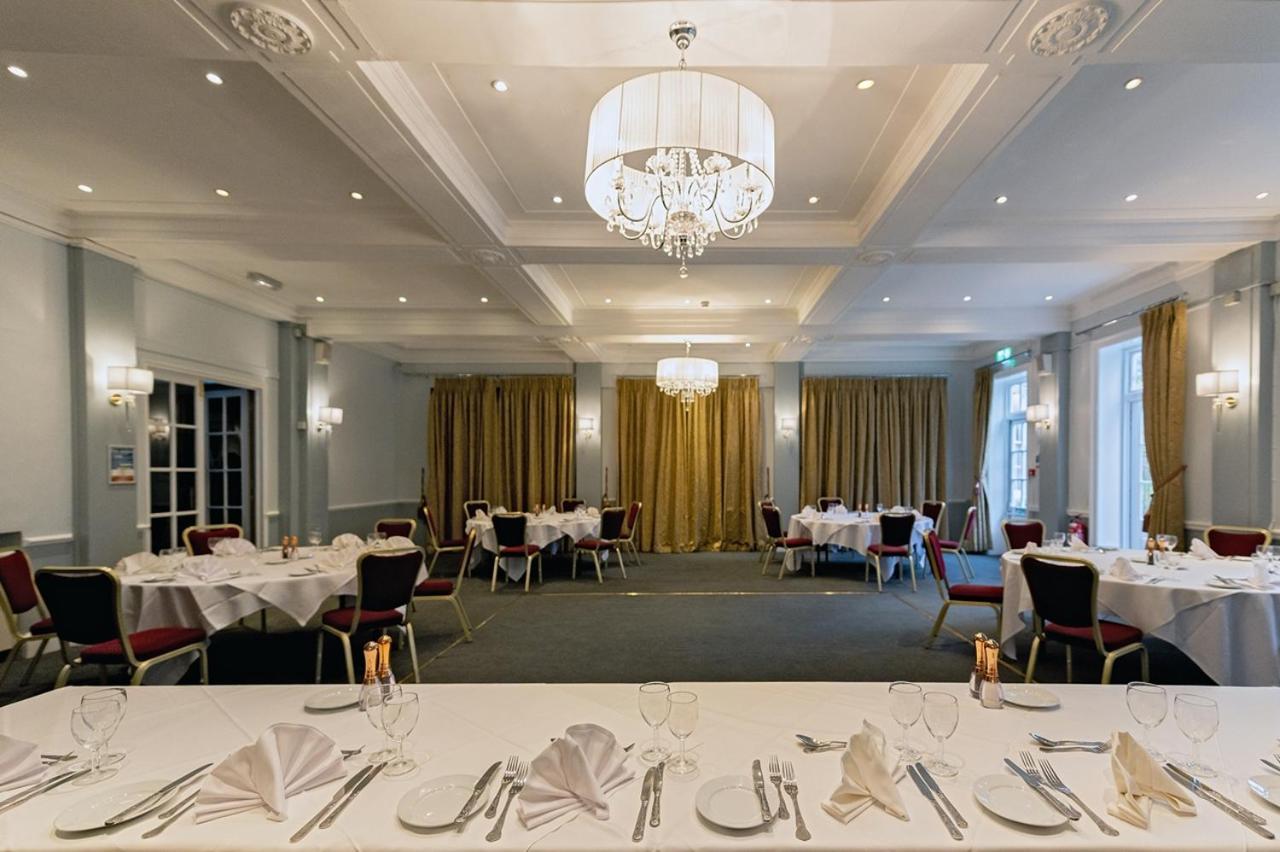 The Chequers Hotel Newbury  Zewnętrze zdjęcie