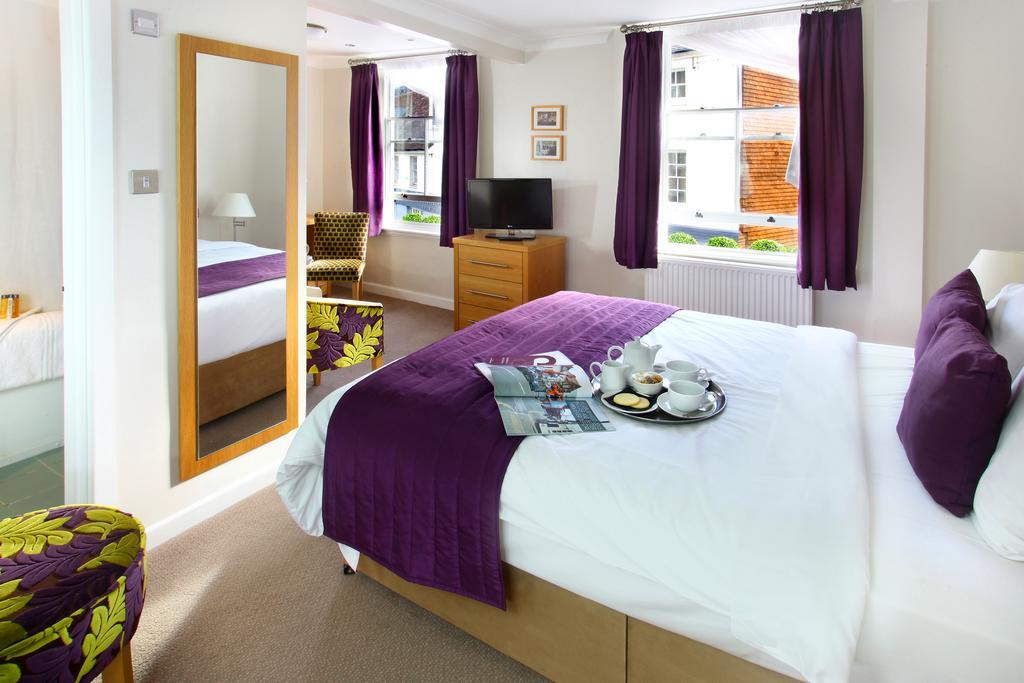 The Chequers Hotel Newbury  Zewnętrze zdjęcie